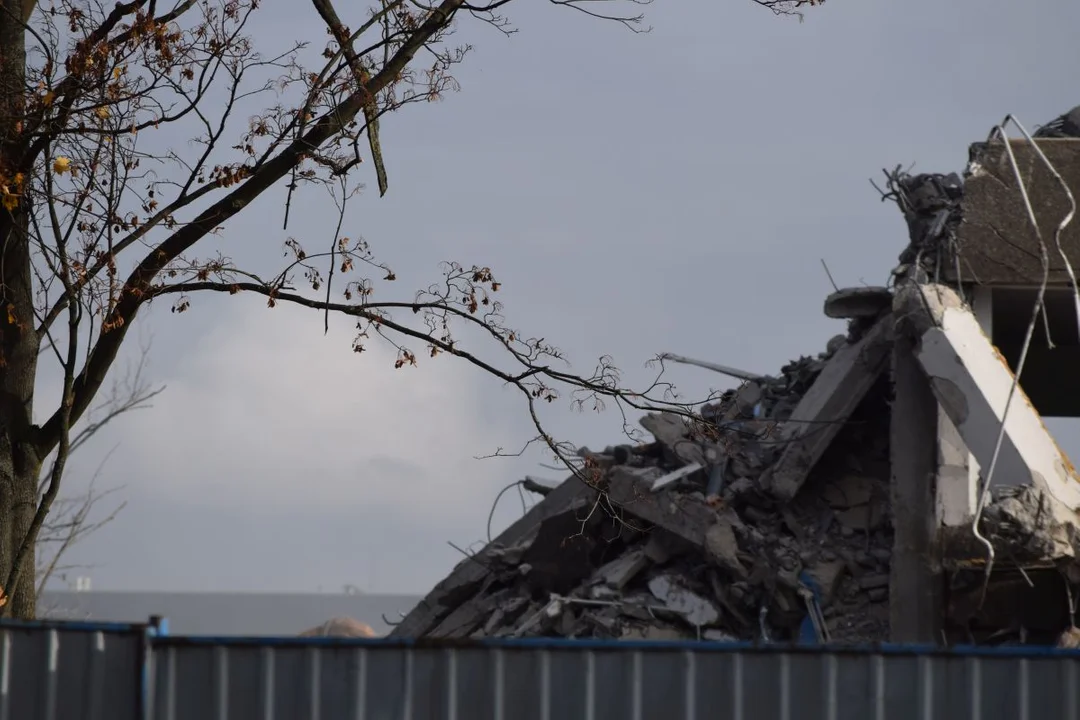 Trwa rozbiórka zakładu przy Lodowej w Łodzi