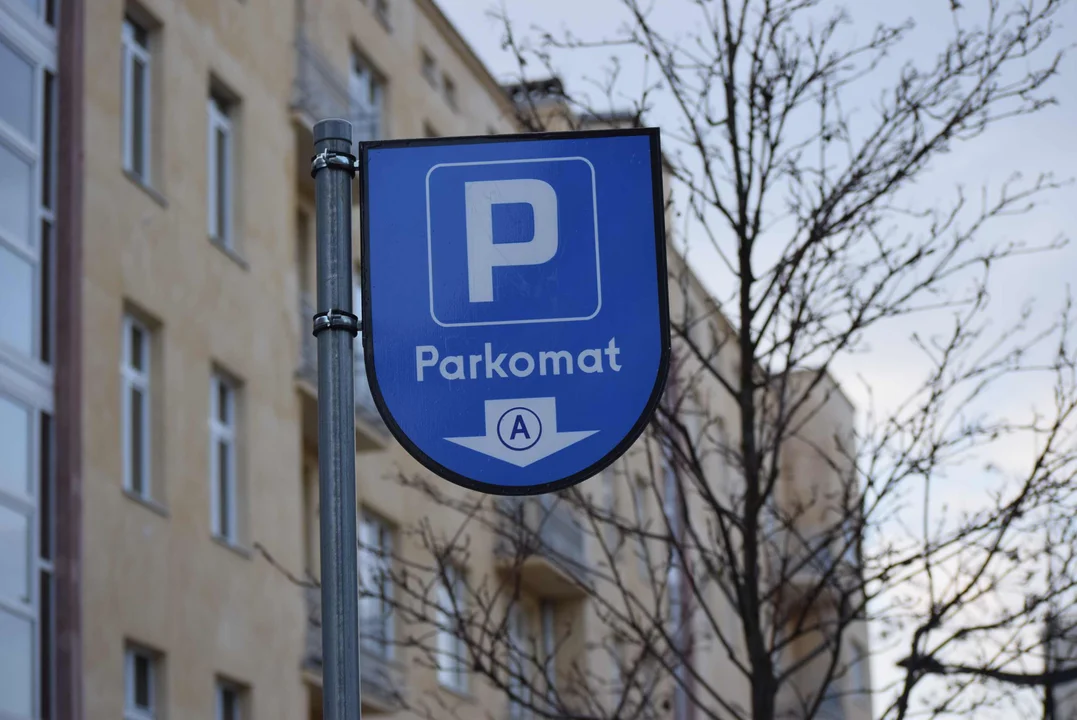 Parkingi w Łodzi - ile zapłacisz za parking w centrum?