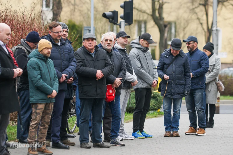 Męski Różaniec ulicami Piotrkowa