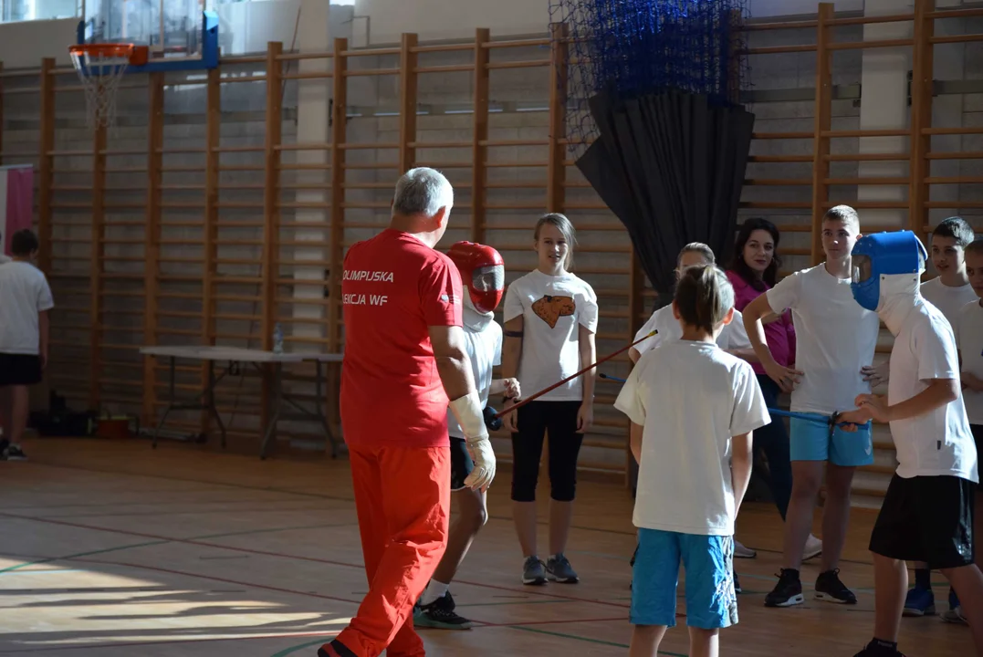 Olimpijczycy poprowadzili zajęcia WF-u