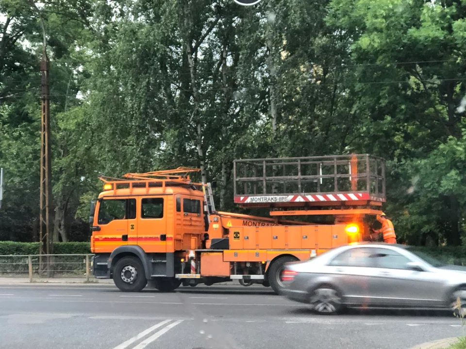 Zatrzymanie tramwajów przy Pomorskiej w Łodzi