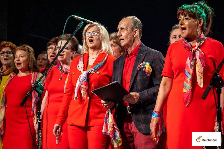 Seniorzy z Bełchatowa zakończyli rok akademicki. Zobacz, jak wyglądała uroczystość [FOTO] - Zdjęcie główne