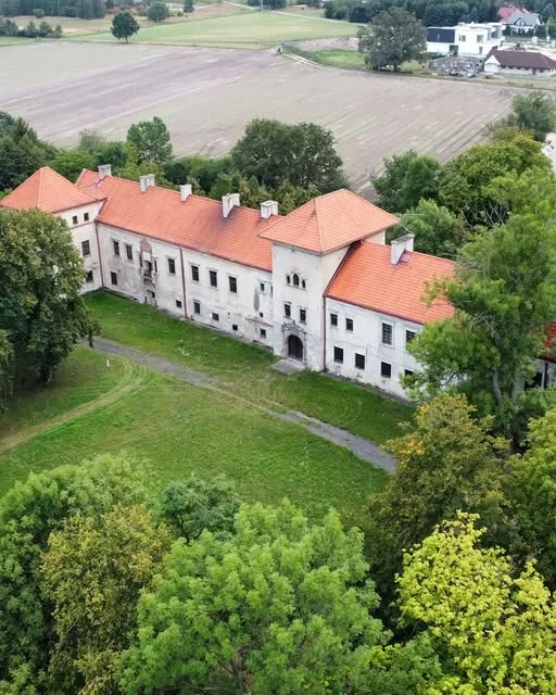 Zamek Byki