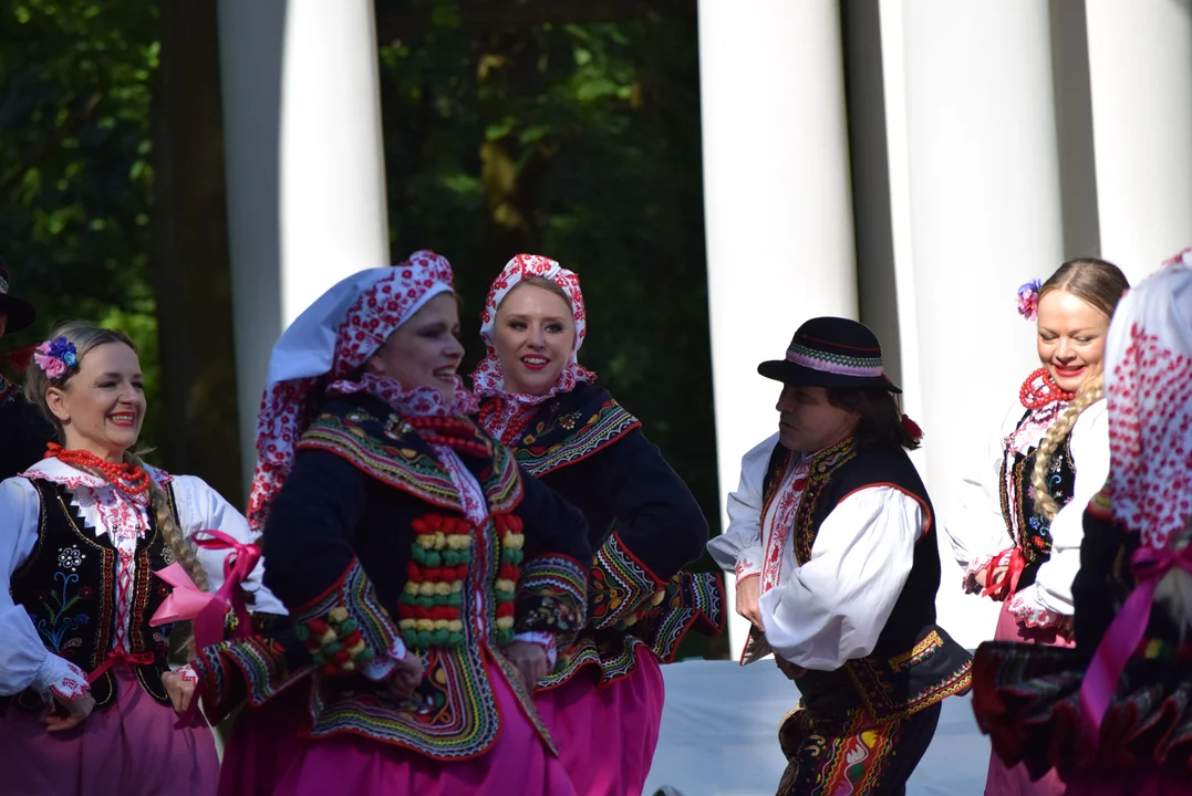 Spotkanie z folklorem w Parku Julianowskim