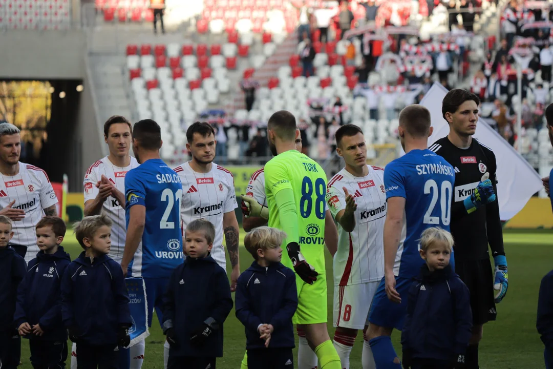 Kibice na meczu ŁKS Łódź i Ruch Chorzów