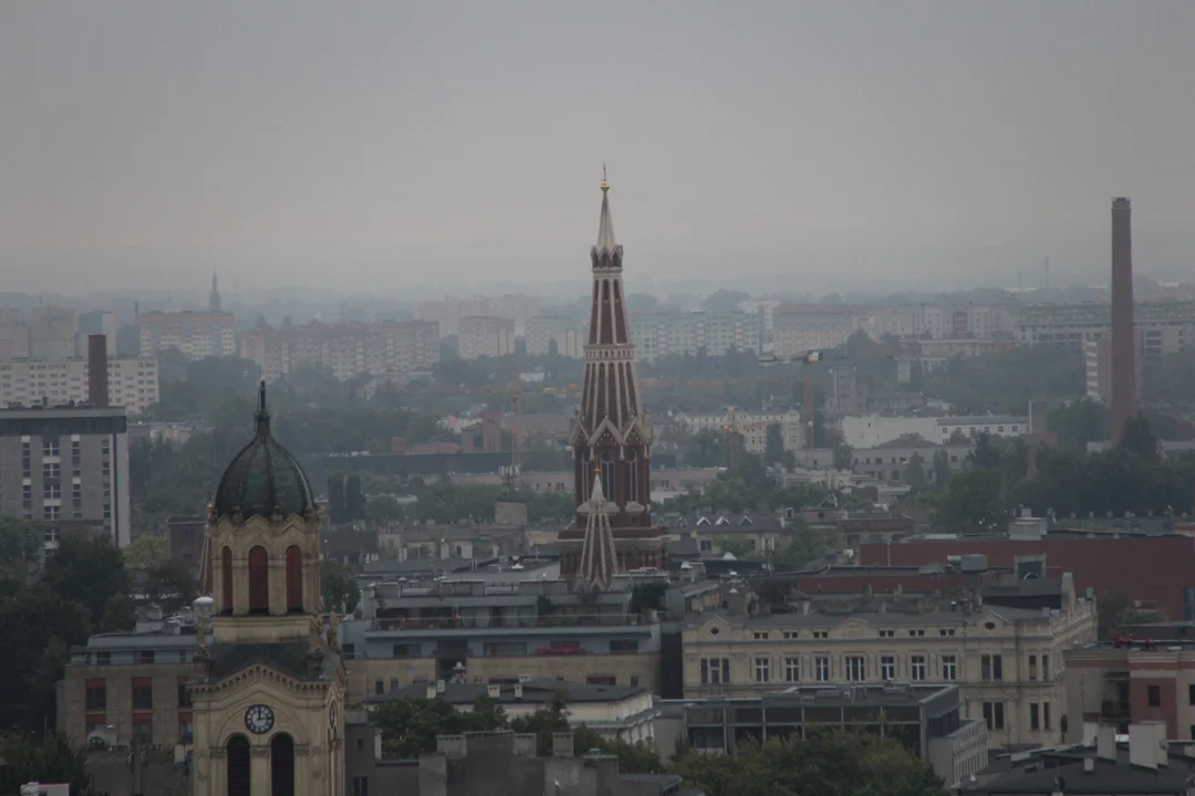 Widok z wieżowca przy al. Sienkiewicza 3 w Łodzi