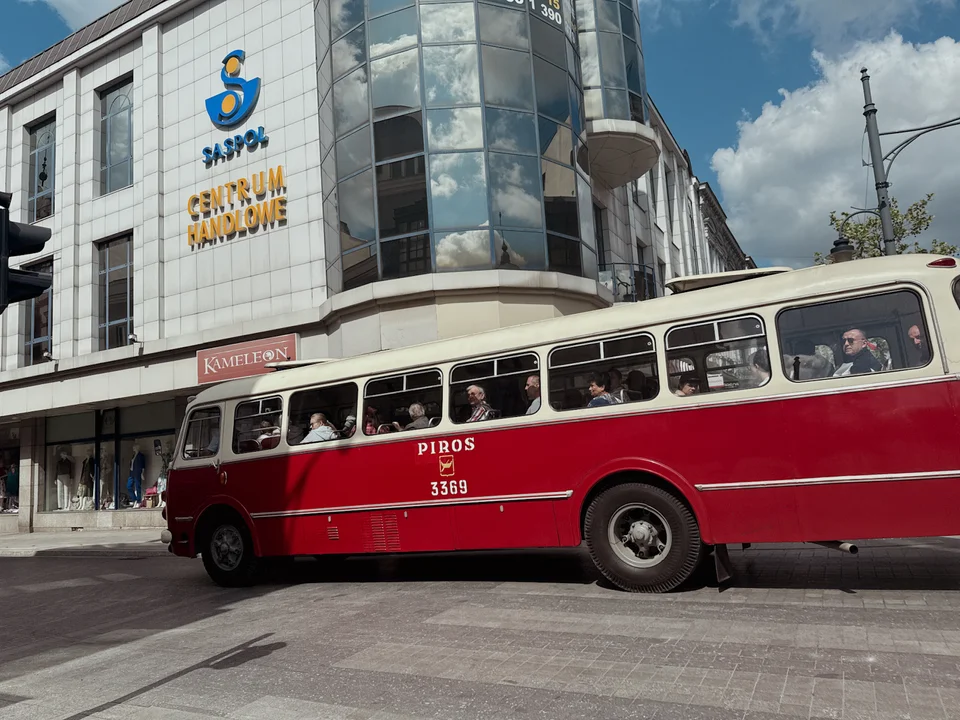 Majówka 2025. Na ulice wyjechały Łódzkie Linie Turystyczne