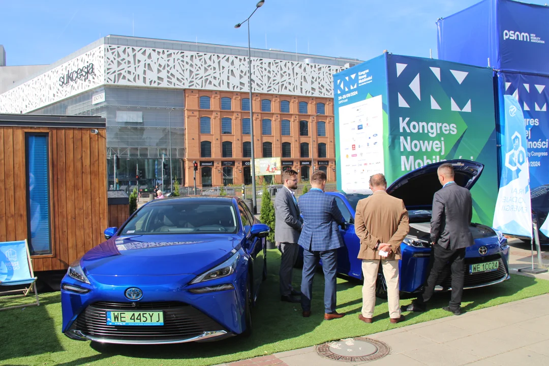 Hala EXPO Łódź. Ruszył Kongres Nowej Mobilności 2024