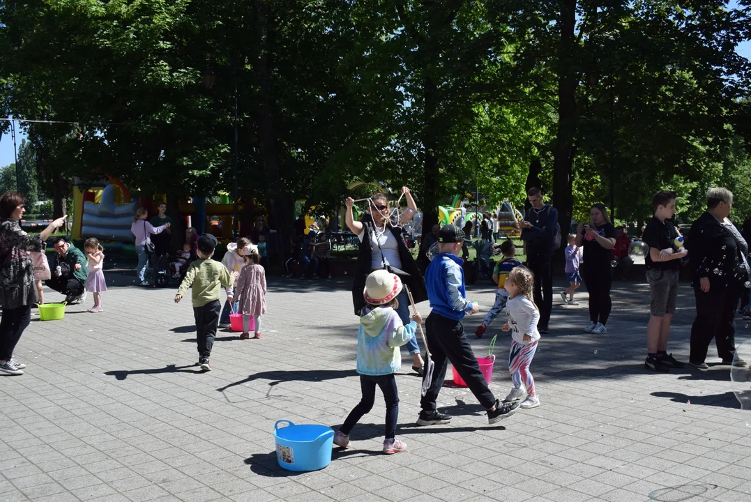 Festiwal baniek mydlanych i kolorów w Parku Miejskim w Zgierzu