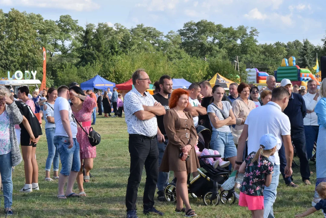 Dożynki gminy Stryków w Warszewicach