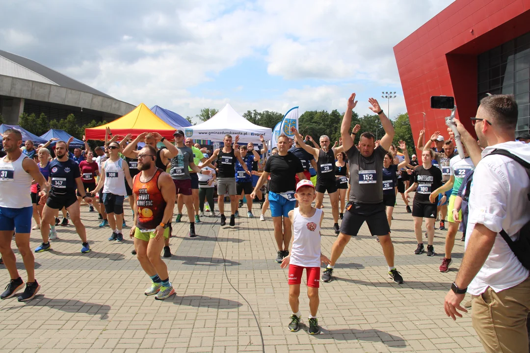 Piknik rodzinny "Bezpieczne Wakacje z Mundurem" pod Atlas Areną