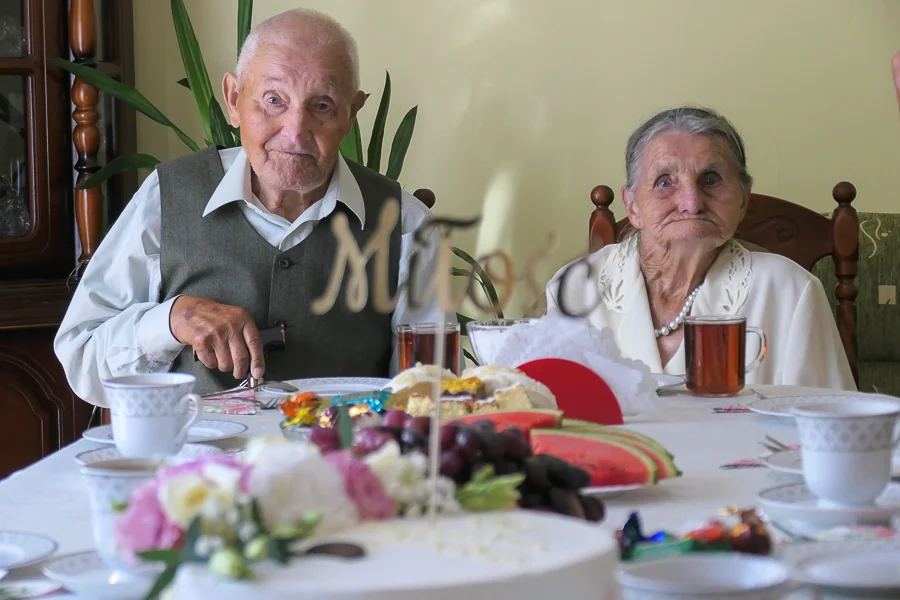 Przeżyli razem już 70 lat. Wyjątkowy jubileusz małżeństwa z gminy Bełchatów [FOTO] - Zdjęcie główne