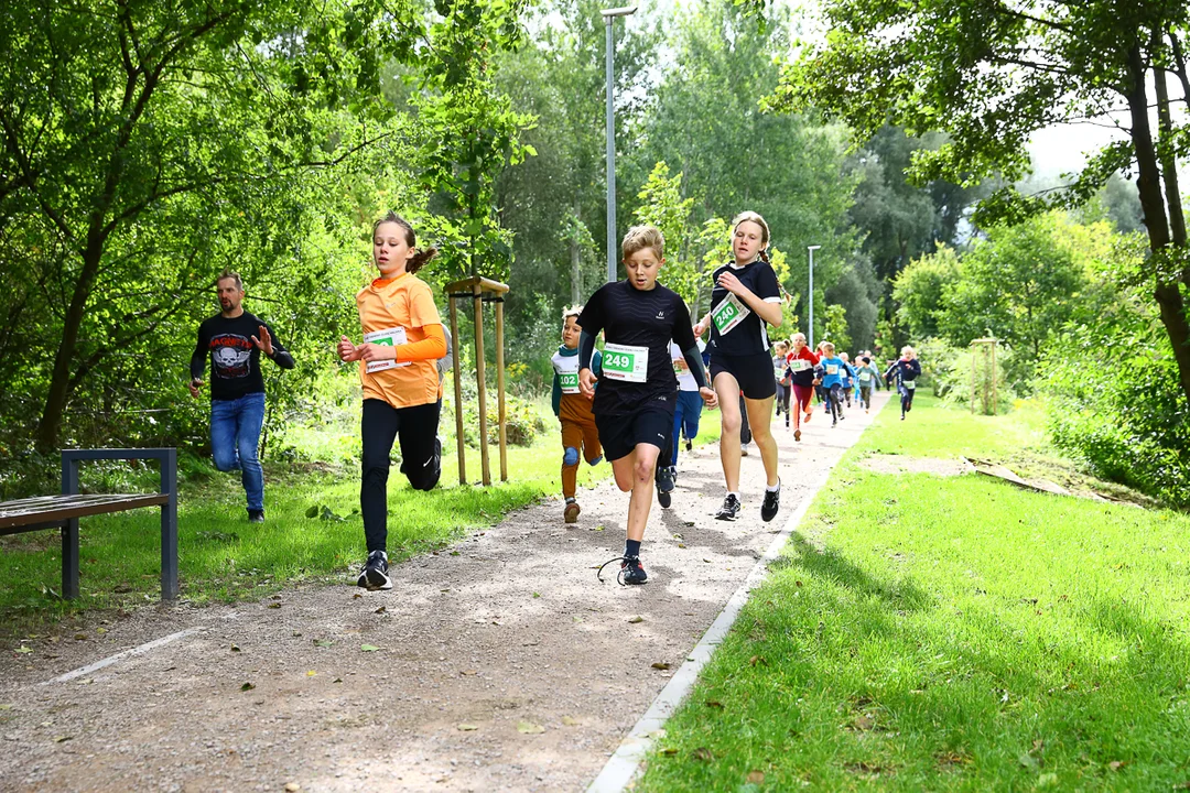 Jesienny bieg terenowy na zgierskiej "Malince"