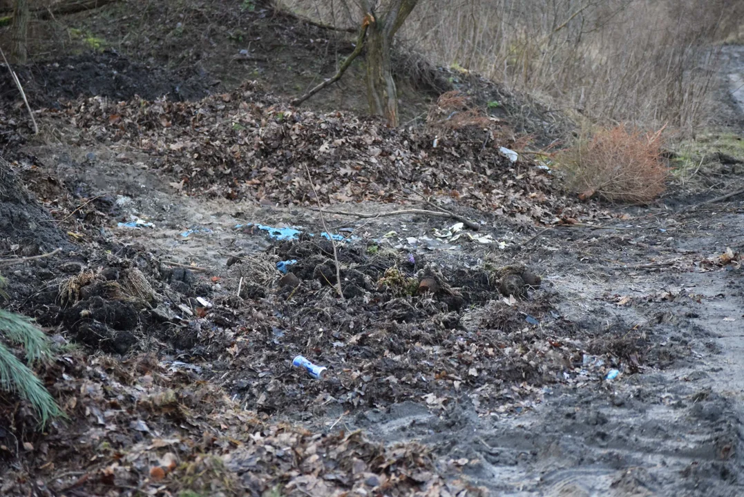 Składowisko odpadów na ul. Szczawińskiej w Zgierzu