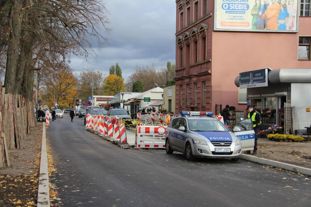 Wszystkich Świętych 2023 - korki wokół łódzkich cmentarzy