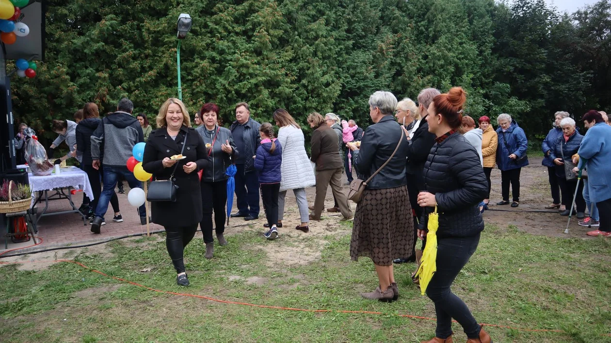 Za nami rodzinna impreza z okazji otwarcia świetlicy wiejskiej w Chrośnie