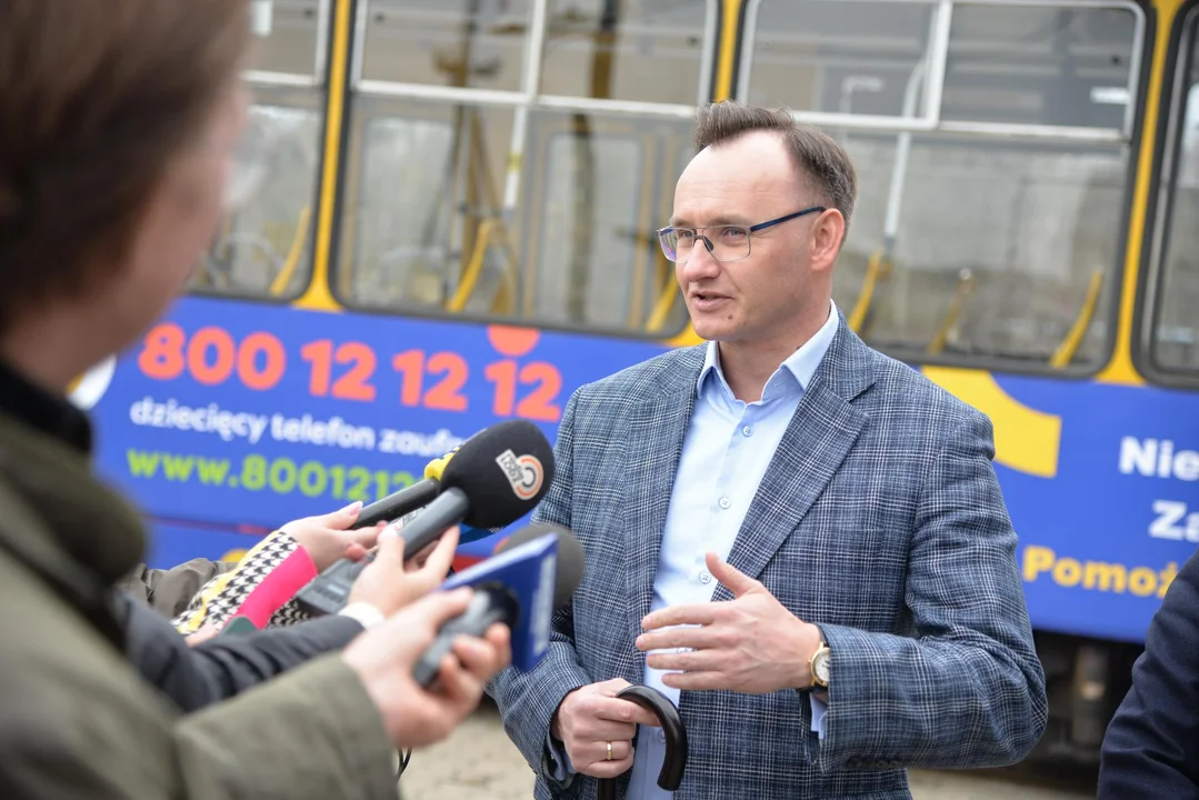 Ten numer, ratuje dzieciom życie. Na ulice Łodzi wyjedzie wyjątkowy tramwaj