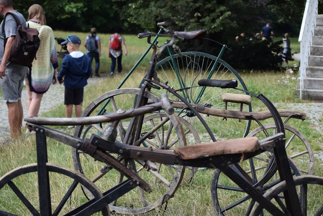 Historia rowerów w Parku Julianowskim na 600. urodizny Łodzi