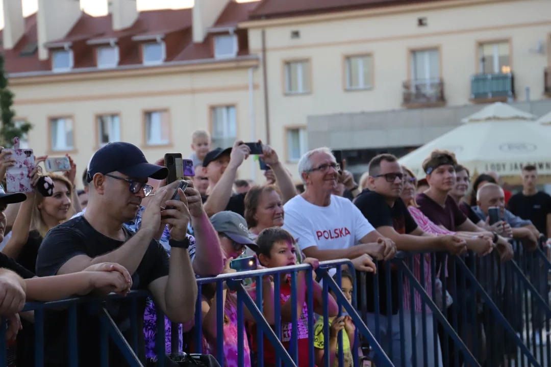 Piknik Fundacji Maria Magdalena. Luxtorpeda rozgrzała Kutno