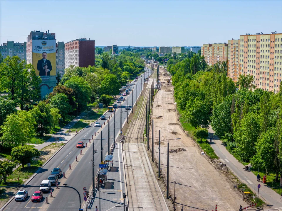 Trwa remont al. Śmigłego-Rydza od Przybyszewskiego do Dąbrowskiego