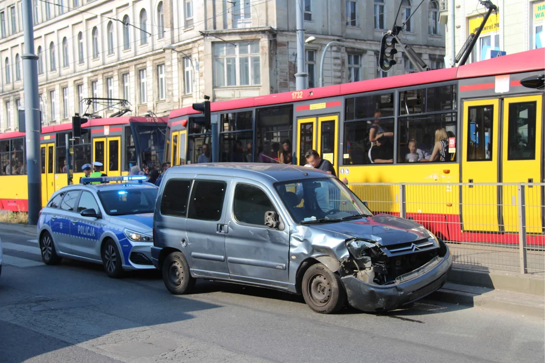 Kolizja samochodu z motocyklem na Zachodniej