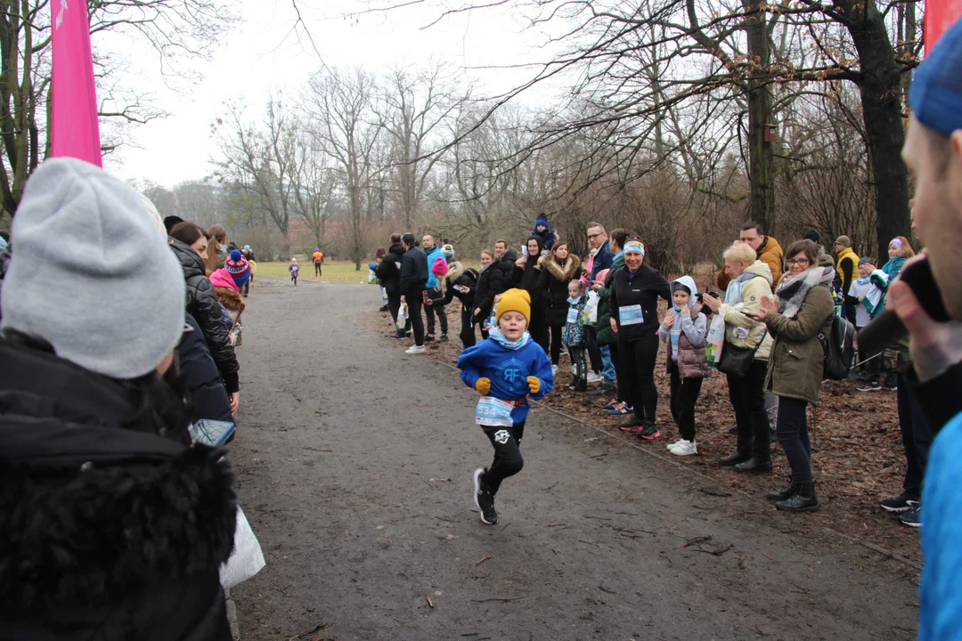 Pączek Run 2024 w parku Poniatowskiego w Łodzi