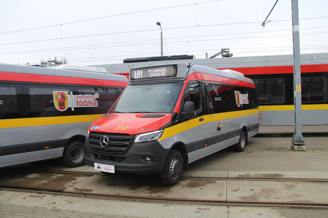 Nowe Mercedesy Sprinter w barwach ŁKA