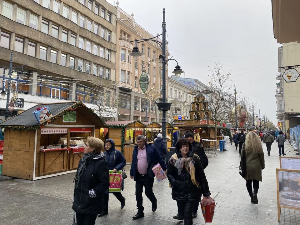 Jarmark Bożonarodzeniowy na Piotrkowskiej w Łodzi