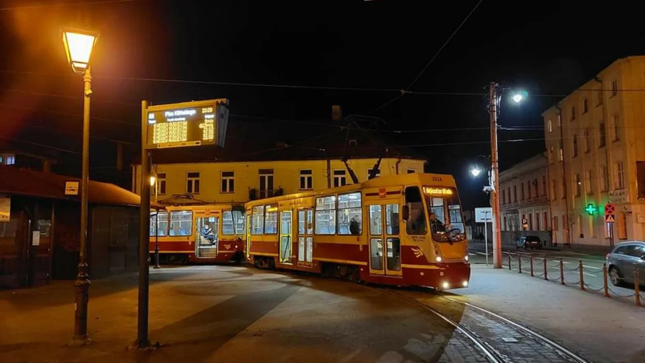 Stare i nowe tramwaje w Zgierzu. Jakie linie przejeżdżały przez nasze miasto przez ponad 120 lat? [galeria]