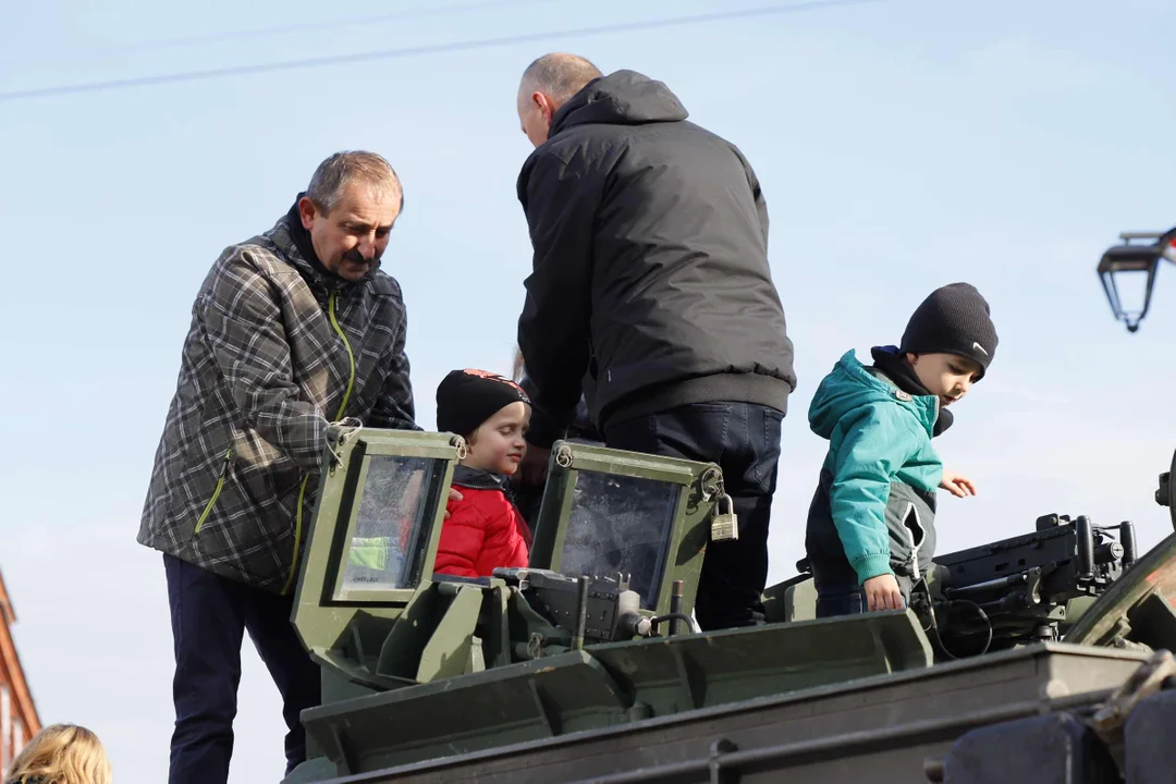 Święto Niepodległości przed Manufakturą