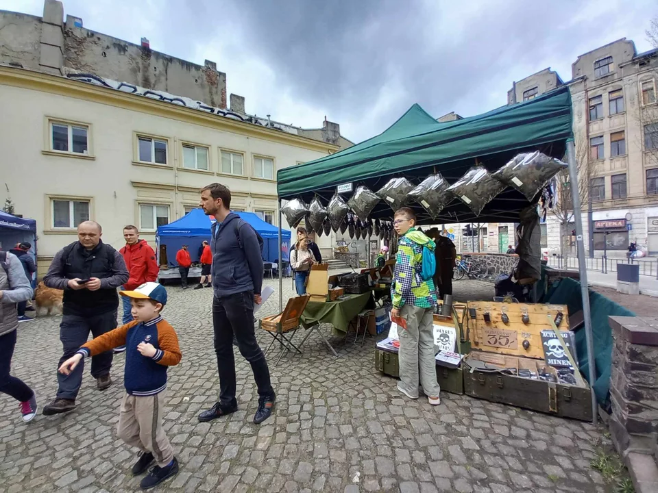 Łodzianie na pikniku  Muzeum Tradycji Niepodległościowych w Łodzi - Zdjęcie główne