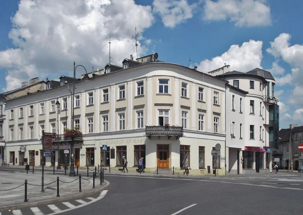 Słowackiego 1 Piotrków