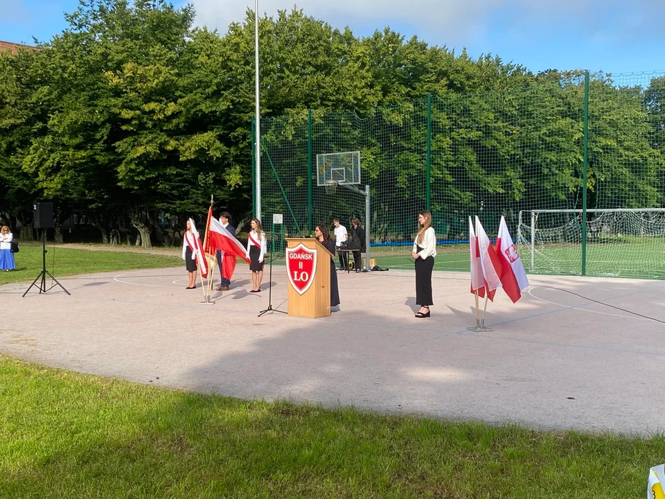 Rozpoczęcie roku szkolnego 2025/2026 w II LO w Gdańsku.