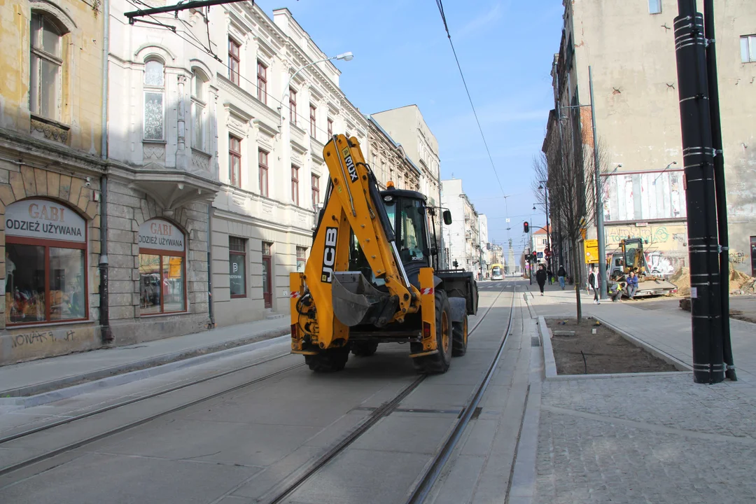 Ulica Legionów w Łodzi - tramwaje mają tutaj problem z przejazdem