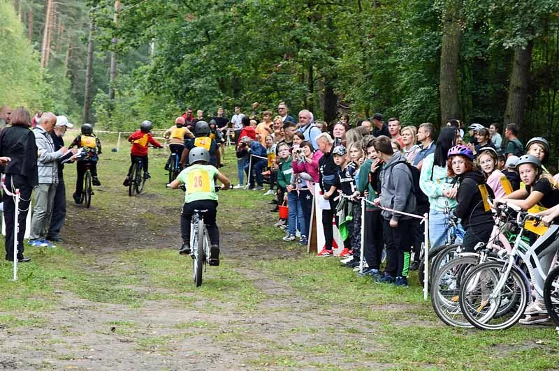 Młodzieżowe Mistrzostwa Powiatu Łęczyckiego w Wyścigach Rowerowych w Witowie