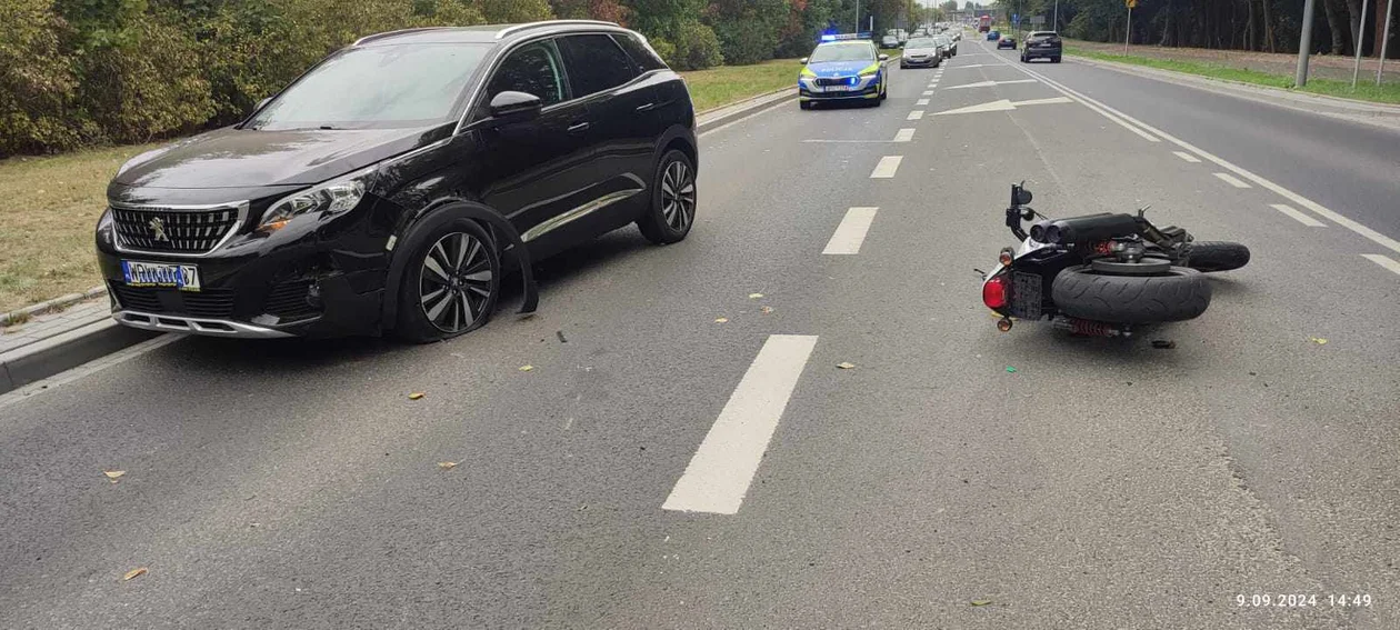 Zderzenie czołowe w Płocku. Jedna osoba ranna, są utrudnienia w ruchu! - Zdjęcie główne