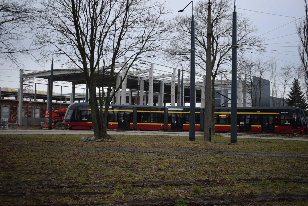 Tak zmienia się teren byłej zajezdni tramwajowej na Helenówku