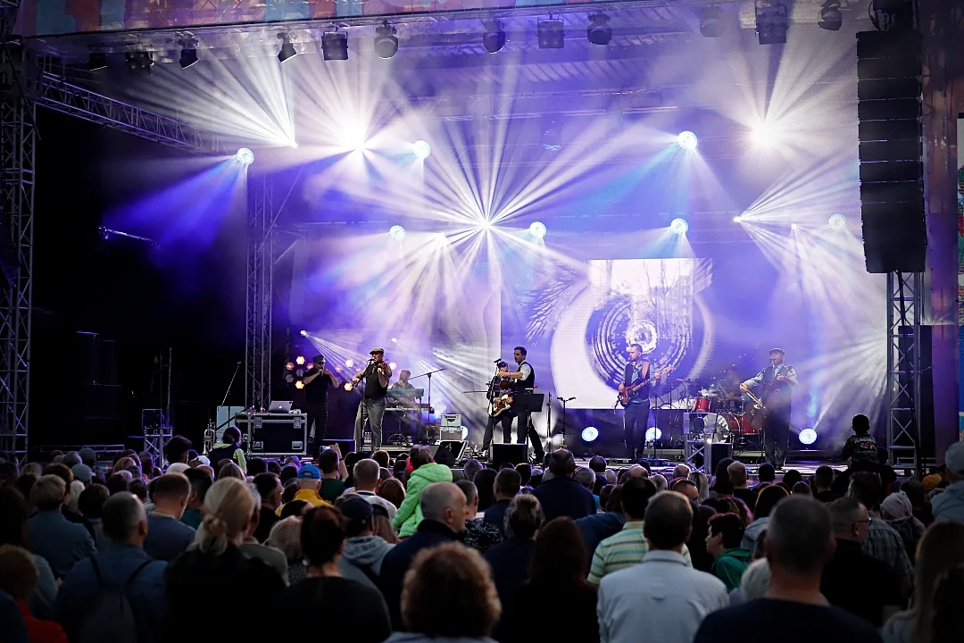 Farben Lehre i Zakopowe gwiazdami 1. dnia Epicentrum Festiwal