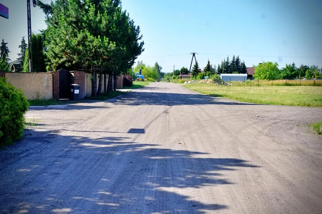 Kolejna kutnowska ulica przejdzie remont. Inwestycja ma zmienić to miejsce nie do poznania [FOTO] - Zdjęcie główne