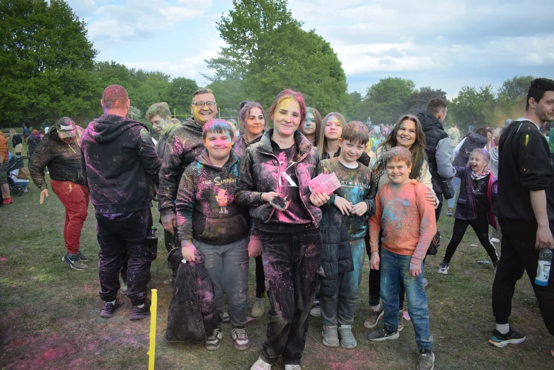 Holi Święto Kolorów na Stawach Jana w maju