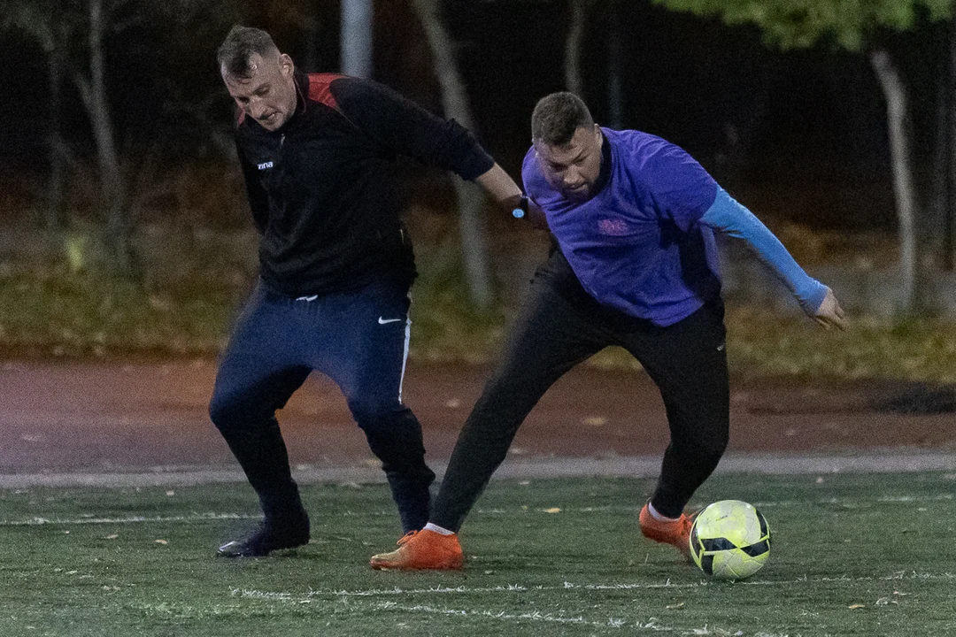 Duże emocje w spotkaniu AGKS 2 oraz FC Farselona w rozgrywkach Playareny