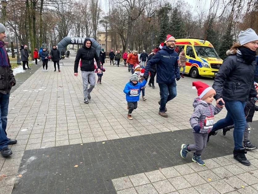 Bieg Mikołajkowy w Zgierzu.