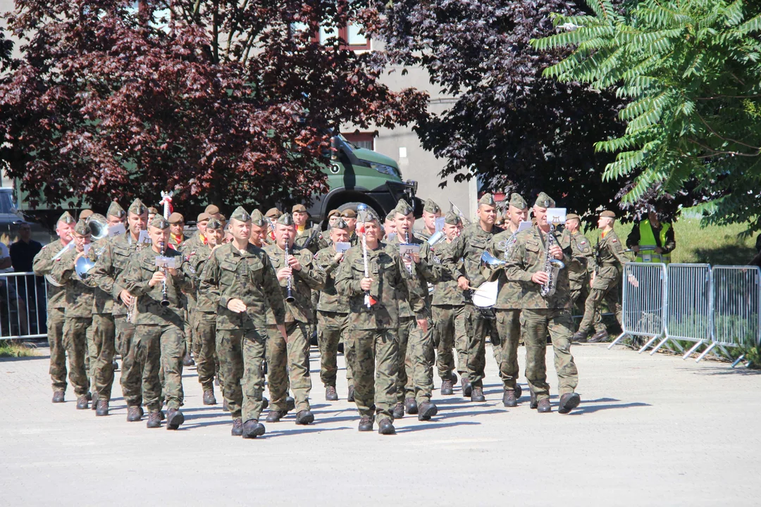 Przysięga wojskowa żołnierzy dołączających do 9 Łódzkiej Brygady Obrony Terytorialnej