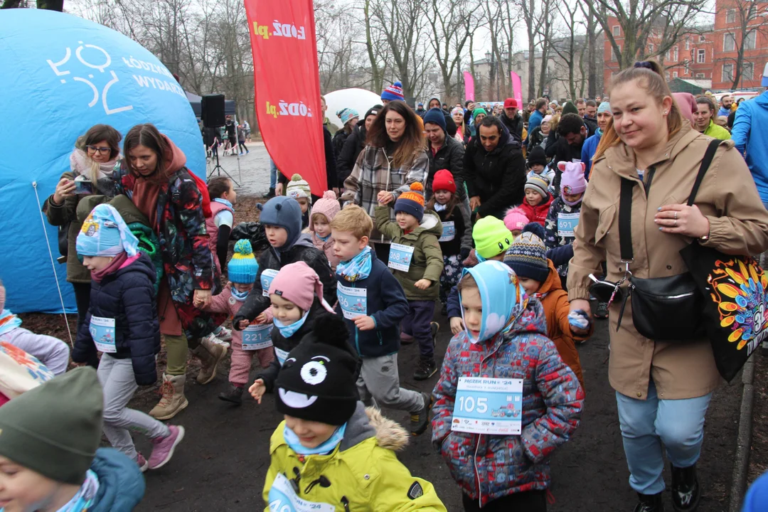 Pączek Run 2024 w parku Poniatowskiego w Łodzi