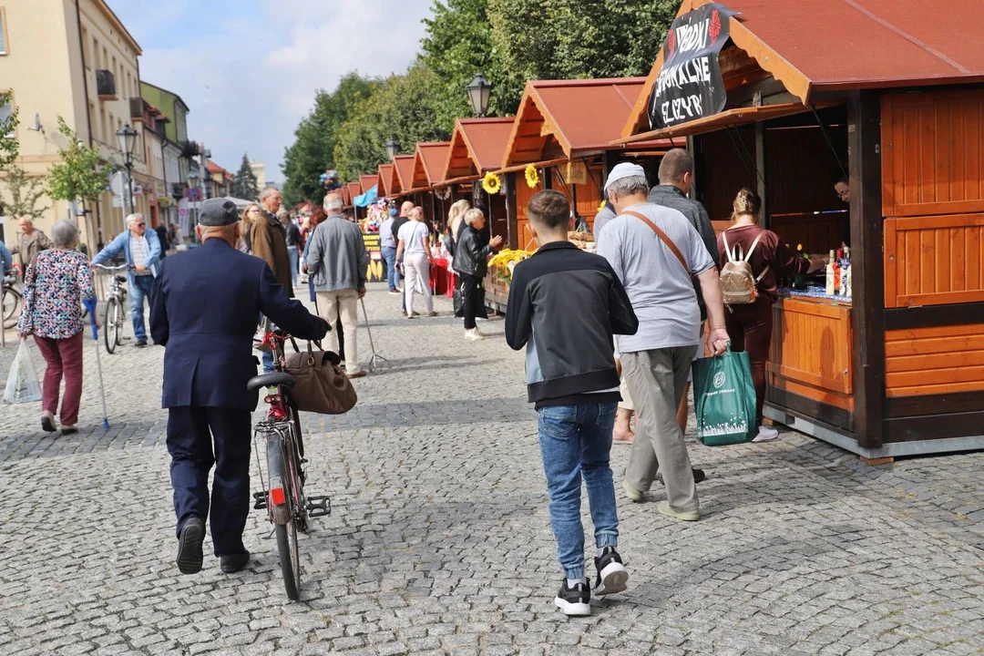 W centrum Kutna ruszył Jarmark Różany