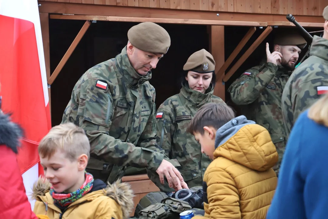 Tłumy na Pikniku Wojskowym z okazji Święta Niepodległości