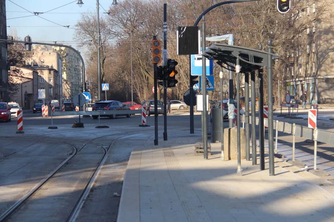 Przystanki tramwajowe przy Wojska Polskiego i Franciszkańskiej