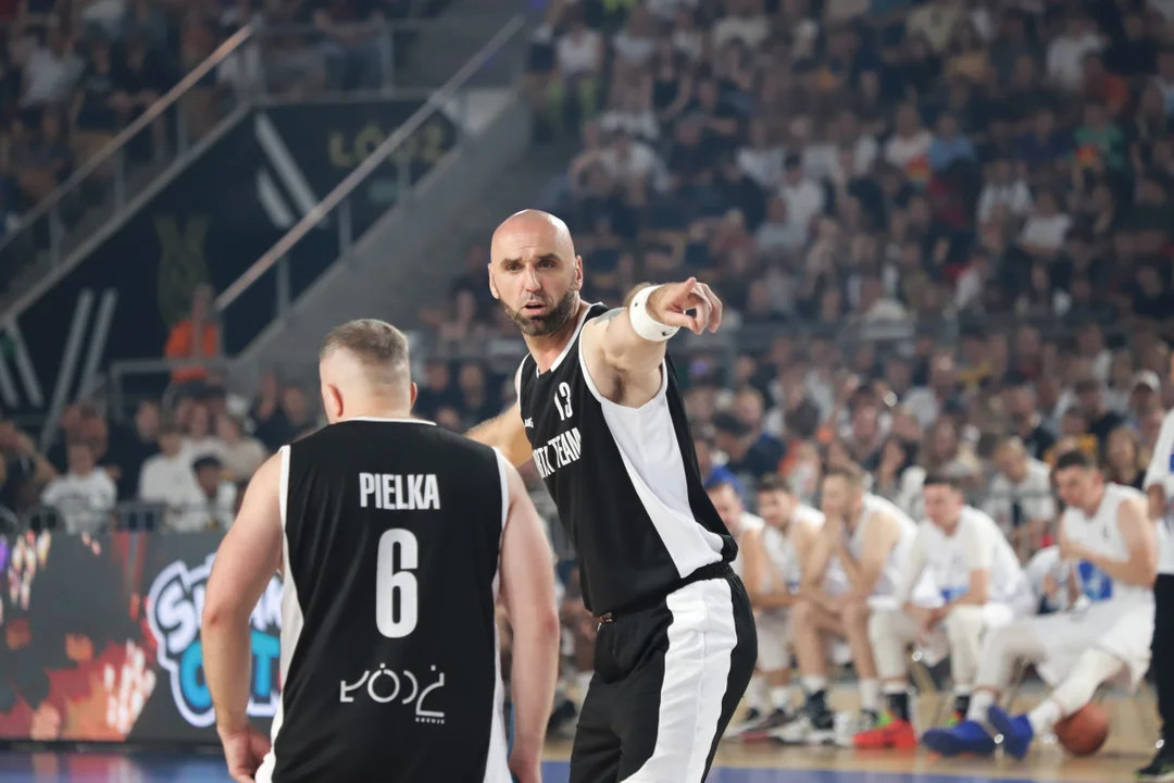 Mecz charytatywny: Gortat Team vs. Żołnierze NATO