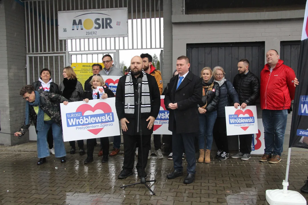 Zgierz potrzebuje boiska piłkarskiego z prawdziwego zdarzenia - konferencja prasowa