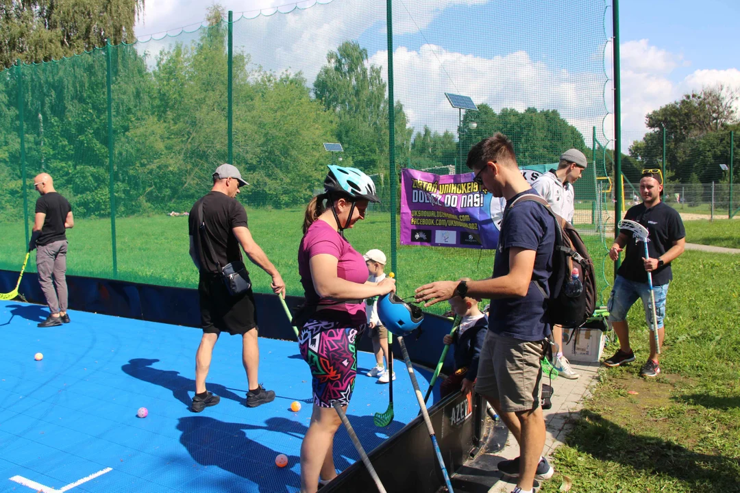 Piknik rodzinny w parku na Młynku w Łodzi